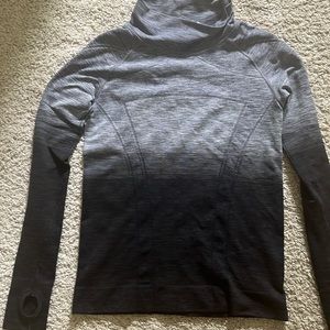 size 14 ivivva athletic shirt